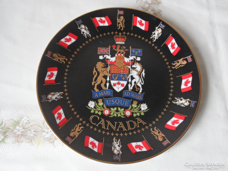 CANADA címeres porcelán falitányér