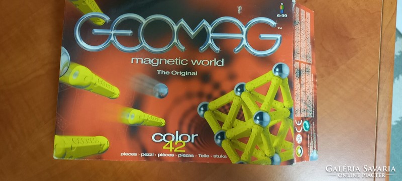 Geomag magnetic building toy