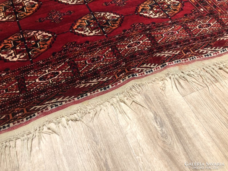 Turkoman - Iranian hand-knotted wool Persian rug, 146 x 195 cm