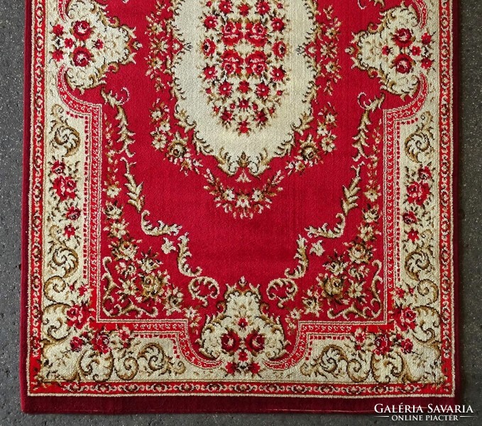 1L004 burgundy medium medallion rug 140 x 235 cm