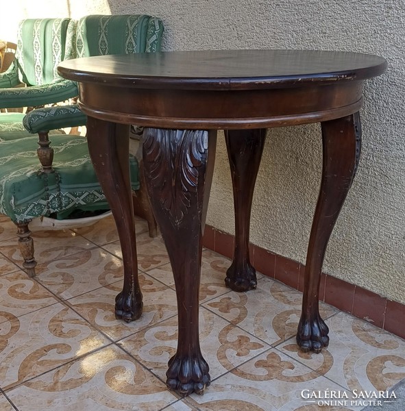Antik faragott szalon, dohànyzó kàvézó reggeliző asztal, oroszlán körmös faragott kerek asztal