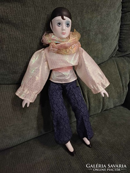 Vintage porcelán fejű-végtagú lány 37 cm