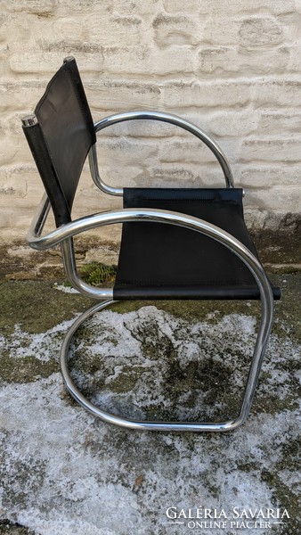 Marcel Brauer stílusú hajlított csővázas székek