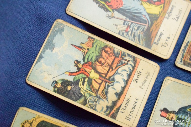 Antique tarot card deck 32 cards fortune-telling gypsy card 8.2 x 5.2 cm four-language Gothic script
