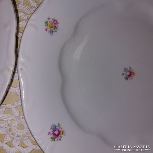 Zsolnay floral flat plates