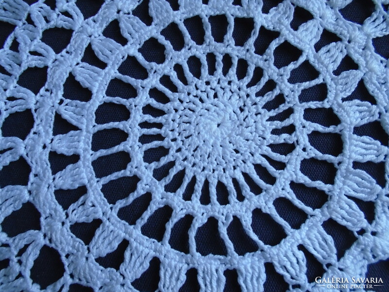 34.5 cm. 3 pcs. Identical crochet tablecloth, centerpiece.