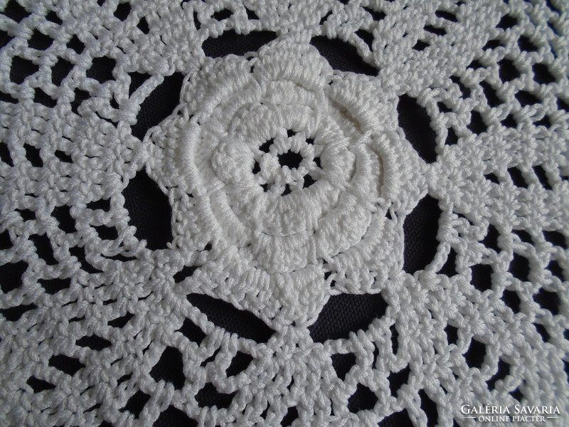 31 cm Diam. Snow-white tablecloth crocheted from thicker cotton thread.