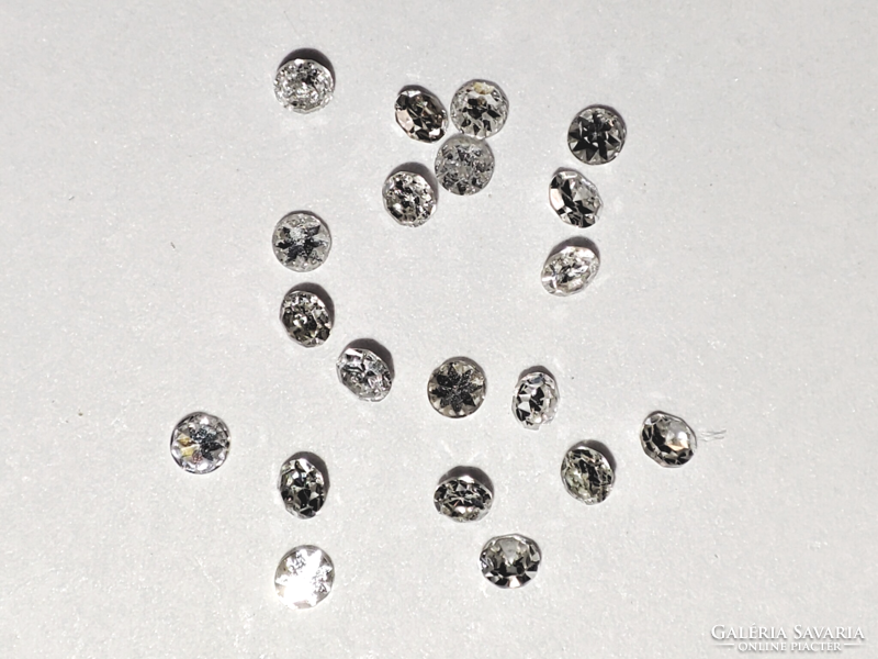 Natural Diamond - 0.004ct, 0.8mm, g-h, vs, brilliant cut, untreated
