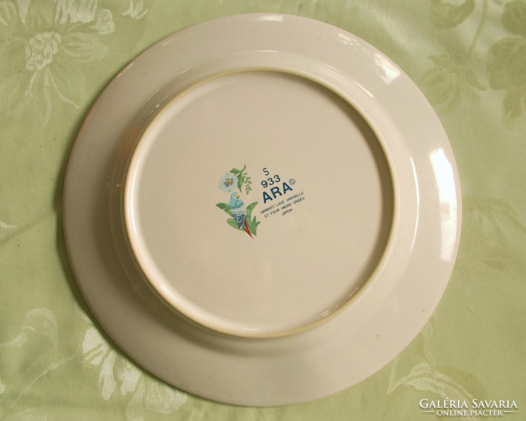 Papagájos tányér. 21,5 cm