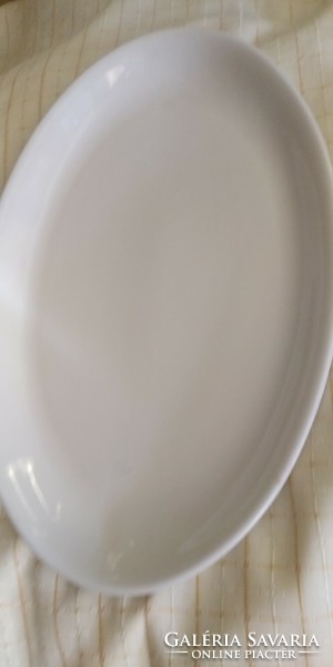 Fehér vastag pecsenyës tányér