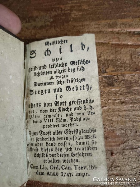 Antik Biblia, kis méretű, bőr tokkal, 1747-es Német nyelvű, ép kötés, szép állapot
