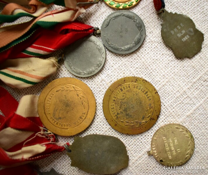 Weightlifting medal, award, prize, national color ribbon, Hungarian 60s 70s 18 pieces