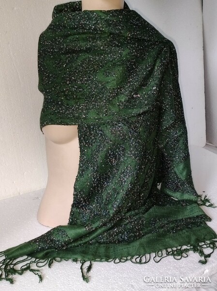 Sötétzöld 45 % selyemtartalmú pashmina / női sál 57 cm x 170 cm
