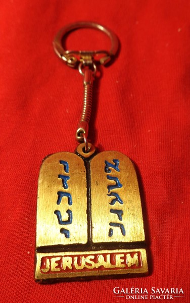 Karikás kulcstartó kb 3x4 cm  25 gramm /réz/ JERUSALEM felirattal + héberül bevésve.