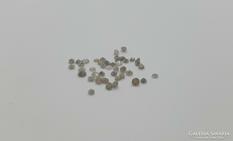 Diamond brill and round cut 0.52 Carat.