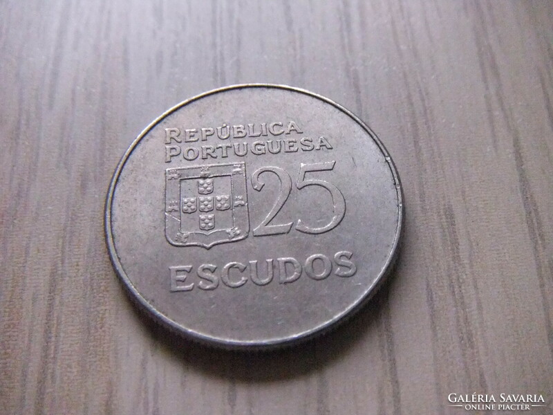 25 Escudos 1978 Portugal
