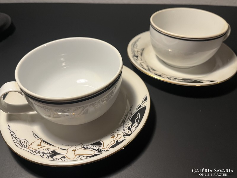 2 sets of lowland porcelain teacups with bottoms