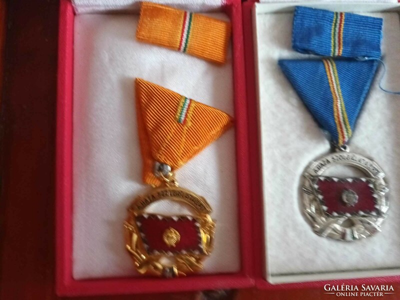 Award, in the armed service of the homeland / for service in original gift box.