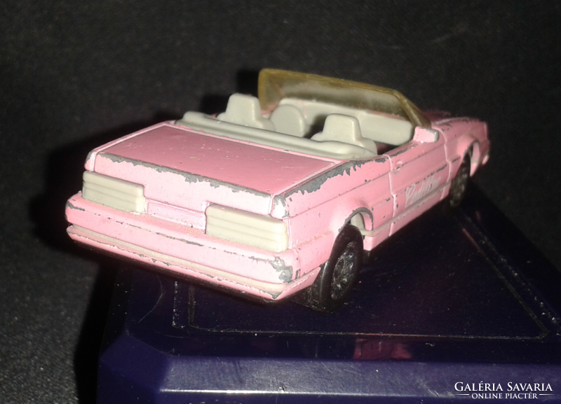 Matchbox Cadillac Allante 1987