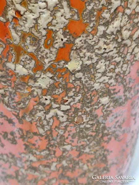 Tófej, fröcskölt fehér mázfoltos, narancssárga mázas, szűkszájú nagy kerámia váza (2911)