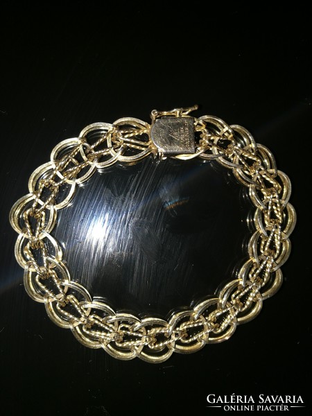 Gold-plated marked bracelet