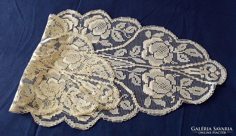 Small tablecloth, lace, sewn needlework, rose pattern 85 x 35 cm