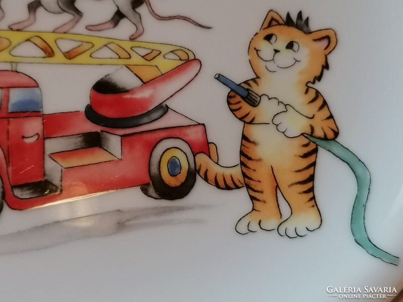 Fireman cat with dancing mice, very rare story plate from the seventies