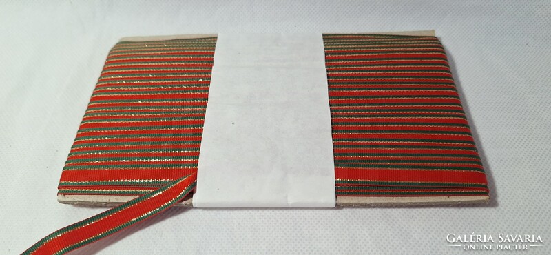 Gold-plated green - red decorative ribbon 20 meters