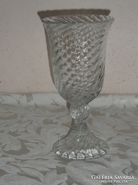 Talpas csavart üveg kehely, váza ( 23 cm )