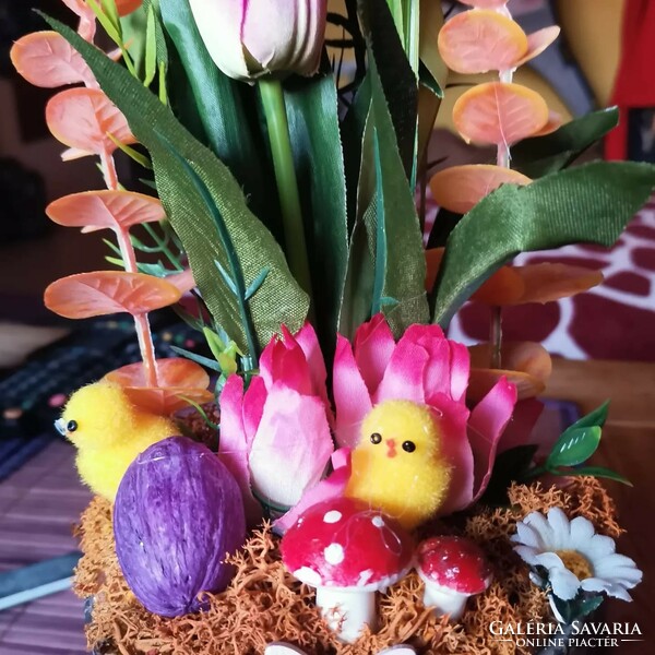 Tulipános húsvéti kaspó asztali dísz