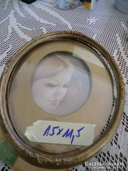 Antique oval wooden picture frame approx. For a 13X17 cm photo with glass