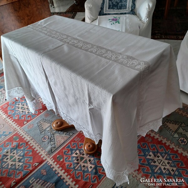 Antique handmade linen tablecloth, tablecloth with lace insert and lace border. Large size.