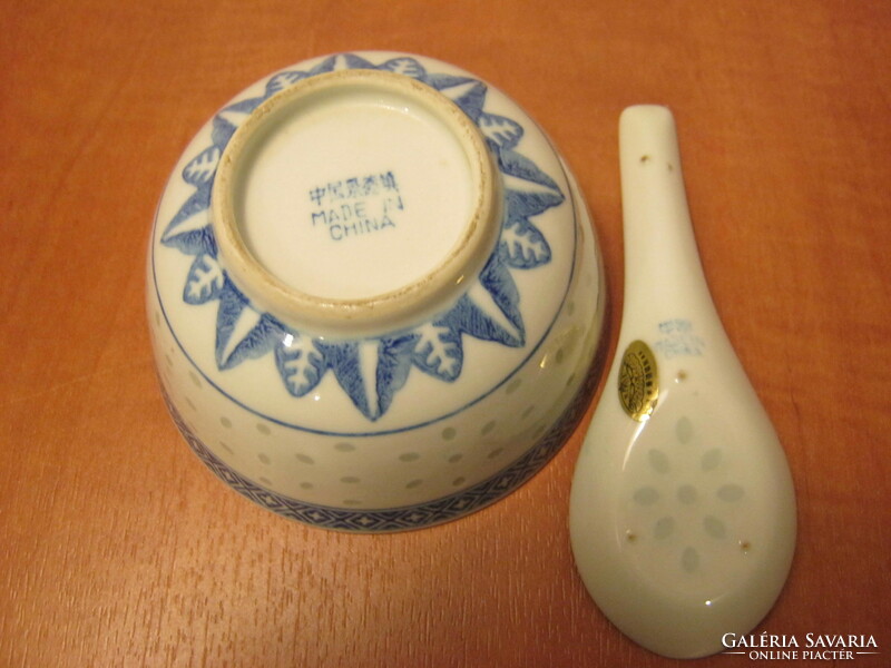 Kínai porcelán átlátszó rizsszem mintás tál rizses tál és hozzá porcelán kanál