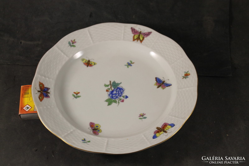 Old Herend Victoria pattern plate 539