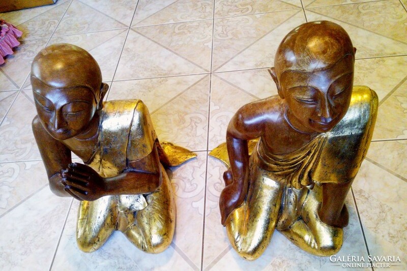 Shaolin monks statue in pair of fire-gilded robes from India, solid hardwood 65cm.