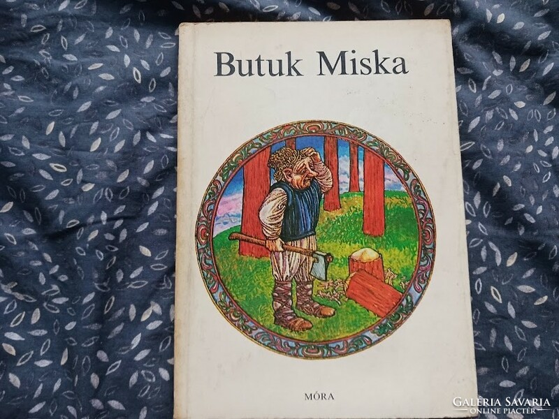 Mouse wrestling, butuk miska móra book publisher