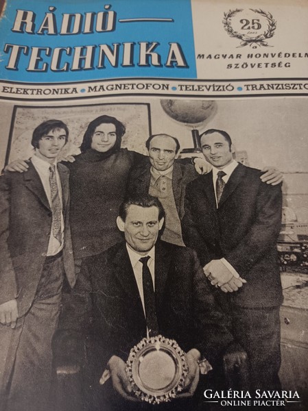 Ràdió technikai  A magyar honvèdelmi szövetség lapja  1973/12db