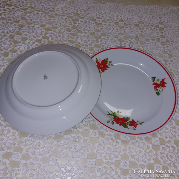 Zsolnay mikulás virágos lapos tányérok