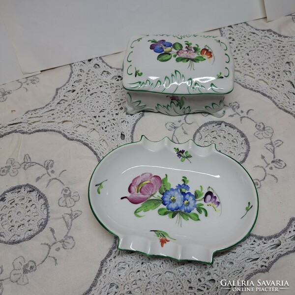 Mixed porcelains from Herend