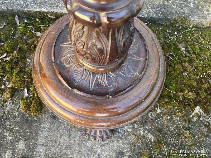 Antique statue holder column / pedestal.