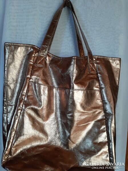 Gold-colored, fashion bag, with large packaging, in excellent condition!