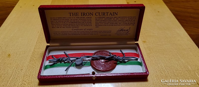 Iron Curtain official piece 1989