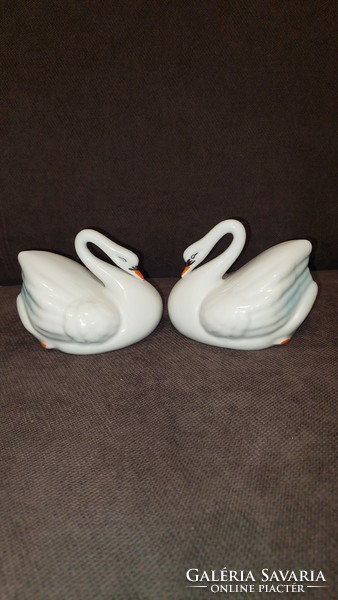 Porcelain swans