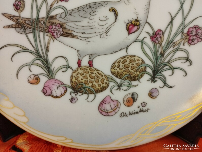 Bird plate by Hutschenreuther after painting by Ole Winther: December and March
