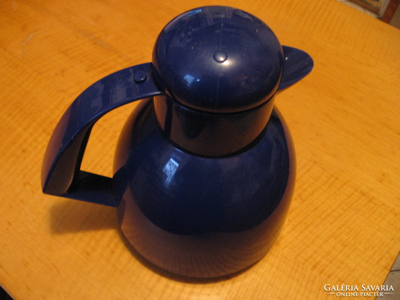 Dark blue Helios thermos jug