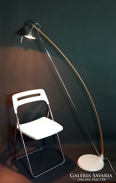 Tord Bjorklund tervezte Prolouge állólámpa ALKUDHATÓ design