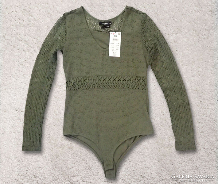 New, with tags, reserved brand, size xs, mesh green keki khaki women's top body