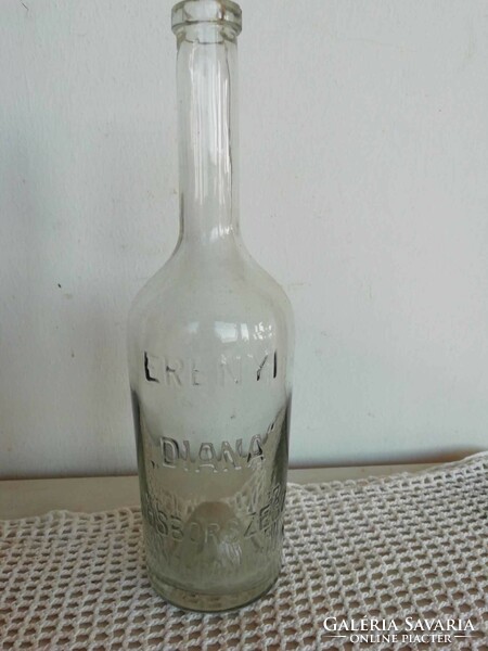 Old virtuous dianas glass