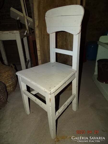Antique vintage painted solid pine wood peasant chair