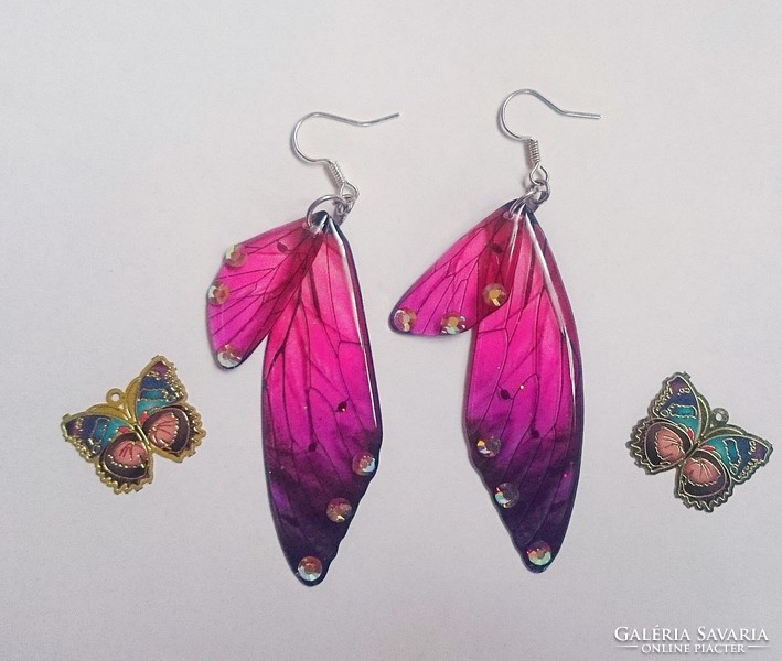 Burgundy stone butterfly butterfly wing earrings